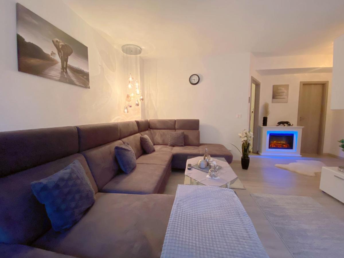 Moderne Fewo Weinberge Netflix Apartment Zell an der Mosel Ngoại thất bức ảnh